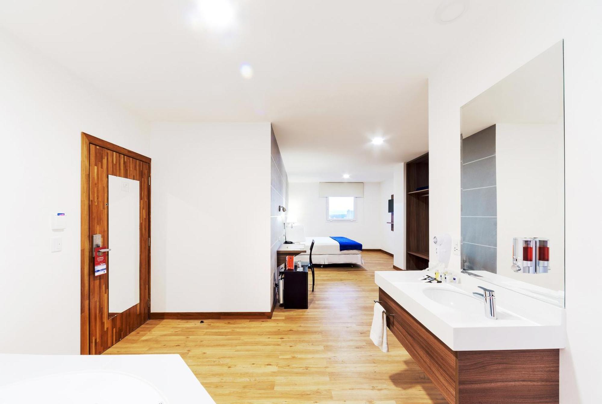 Lp Equipetrol Otel Santa Cruz de La Sierra Dış mekan fotoğraf